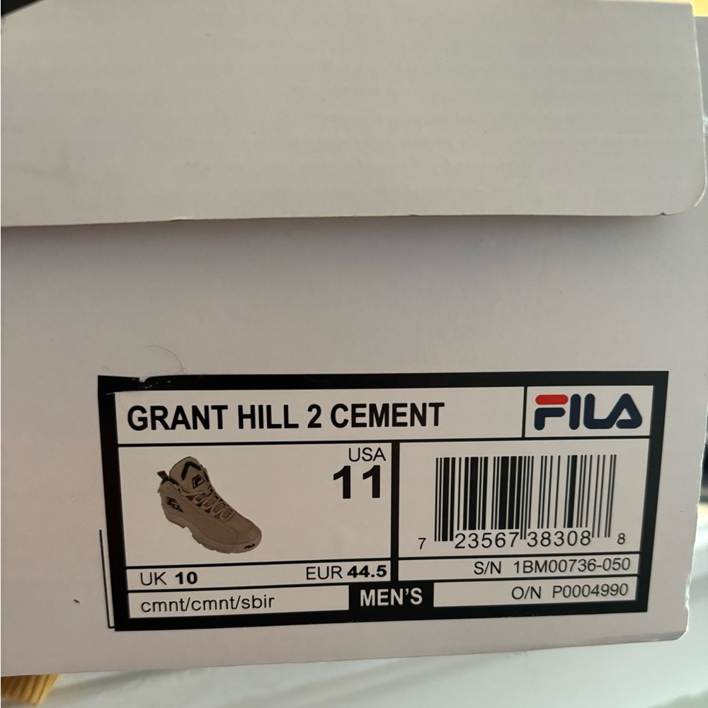 Grant Hill Fila Collab 2 Sneakers - Picture 3 of 12